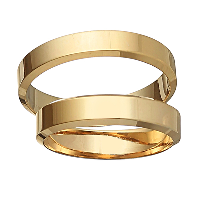 Handmade flat wedding rings with split corner at 4.5mm from yellow gold K14.