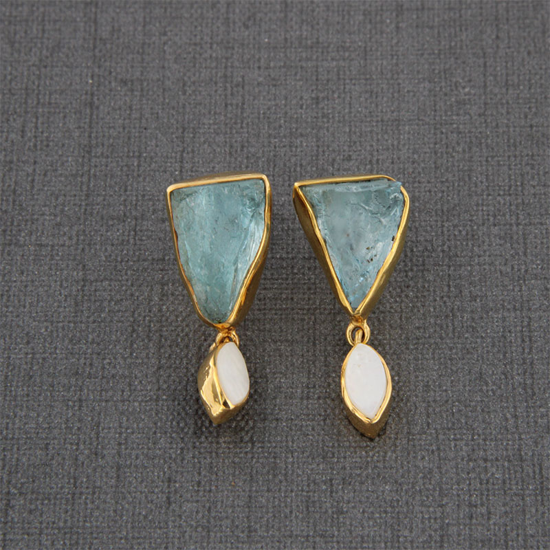 Womens handmade gold plated silver stud earrings 925 decorated with natural blue Aqua Marinas and white Pearls.