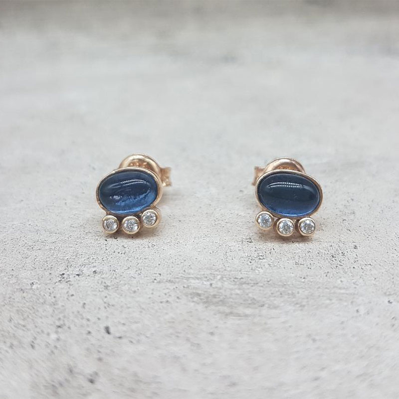 Handmade gold plated pink earrings with 925 ° silver decorated with blue sapphire and white zircons.