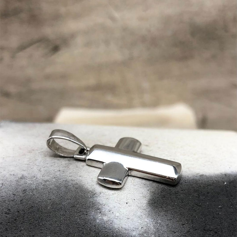 Mens Silver Cross 925 ° with matte and polished surface.