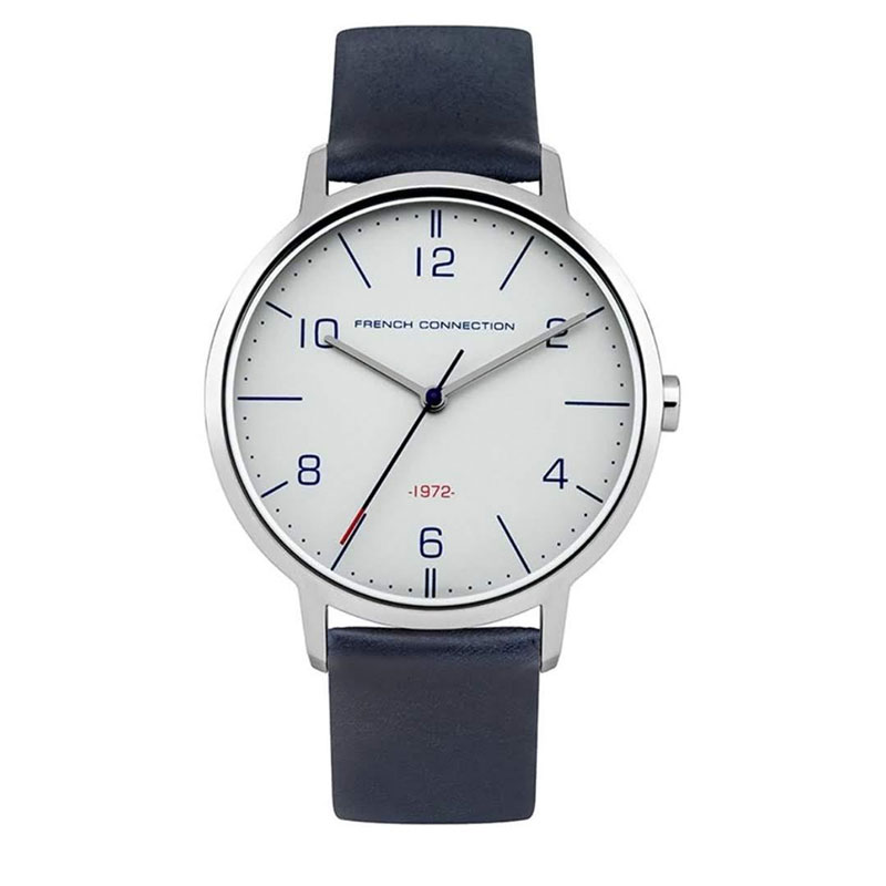 Μοντέρνο ρολόι της σειράς French Connection από ανοξείδωτο ατσάλι, λευκό καντράν και μπλε δερμάτινο λουράκι.