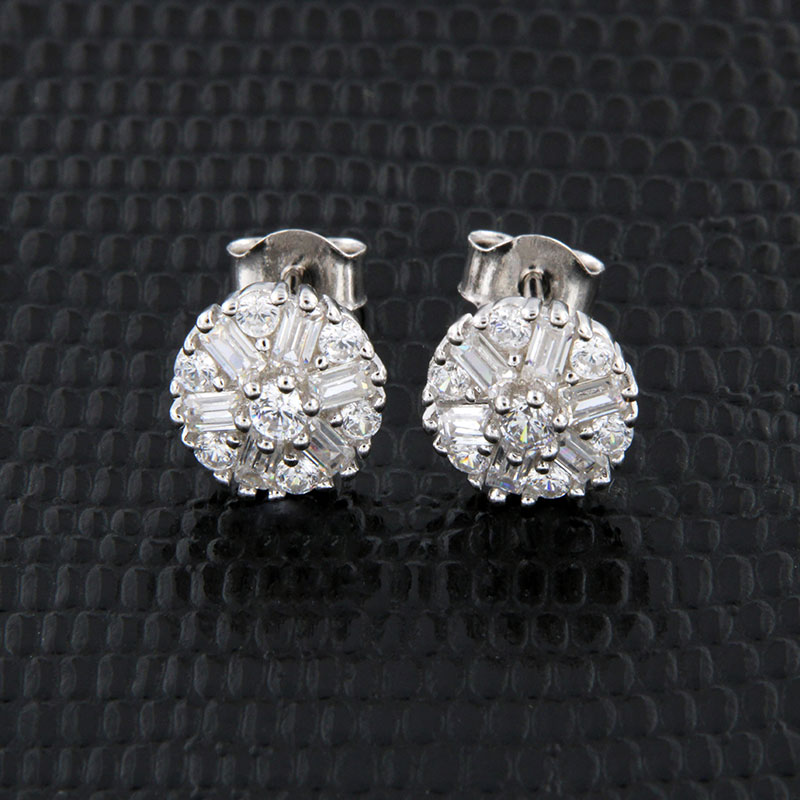 Womens studded silver 925 earrings decorated with white zircons.