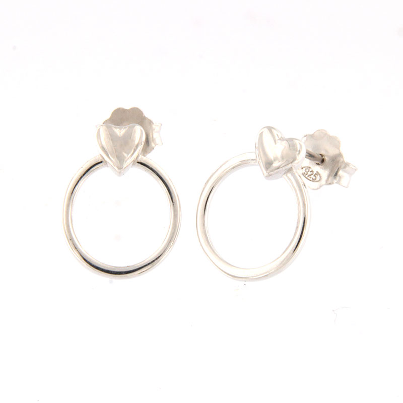 925 sterling silver earrings in the shape of a heart with a heart for children and teenagers.