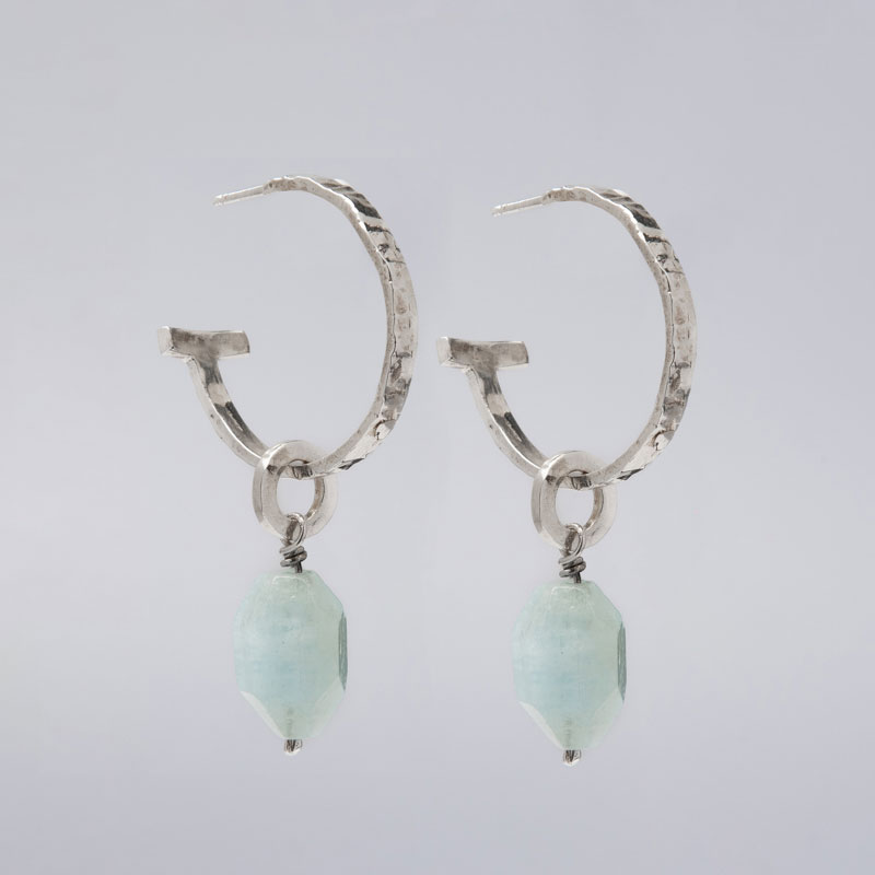 Handmade, silver 925°, earrings from the lines series, with natural aquamarines.