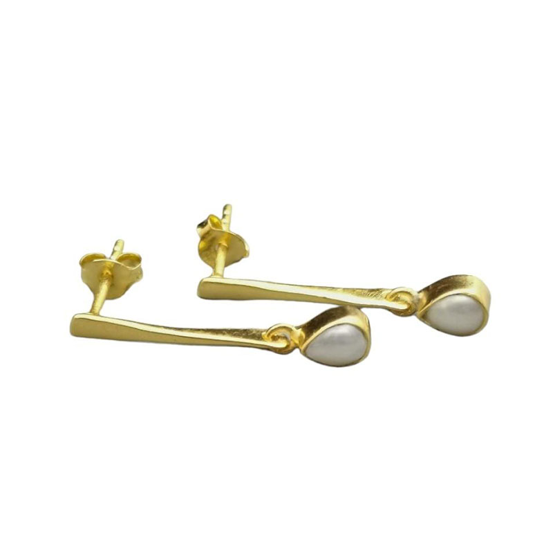 Womens handmade silver plated gold plated stud earrings 925 decorated with natural white Pearls.