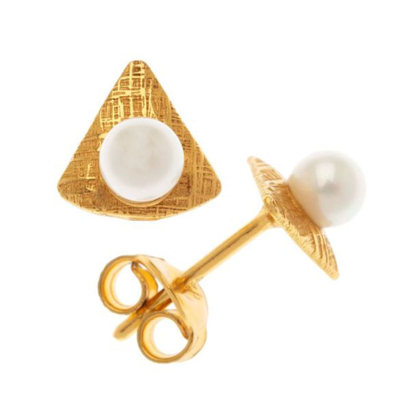 Womens silver gold plated stud earrings 925 decorated with white Pearls.
