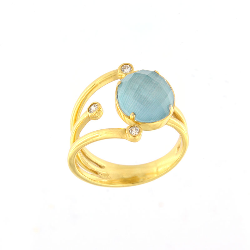 Γυναικείο ασημένιο επίχρυσο δαχτυλίδι 925 διακοσμημένο με γαλάζιο κρύσταλλο.