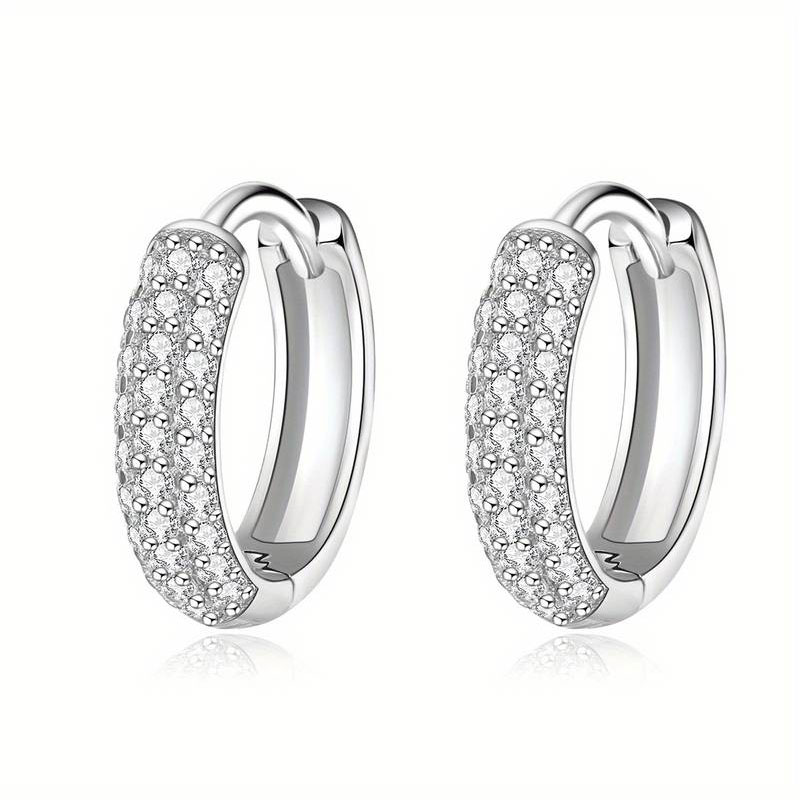 Womens silver earrings small hoops 925° with diameter 15mm.