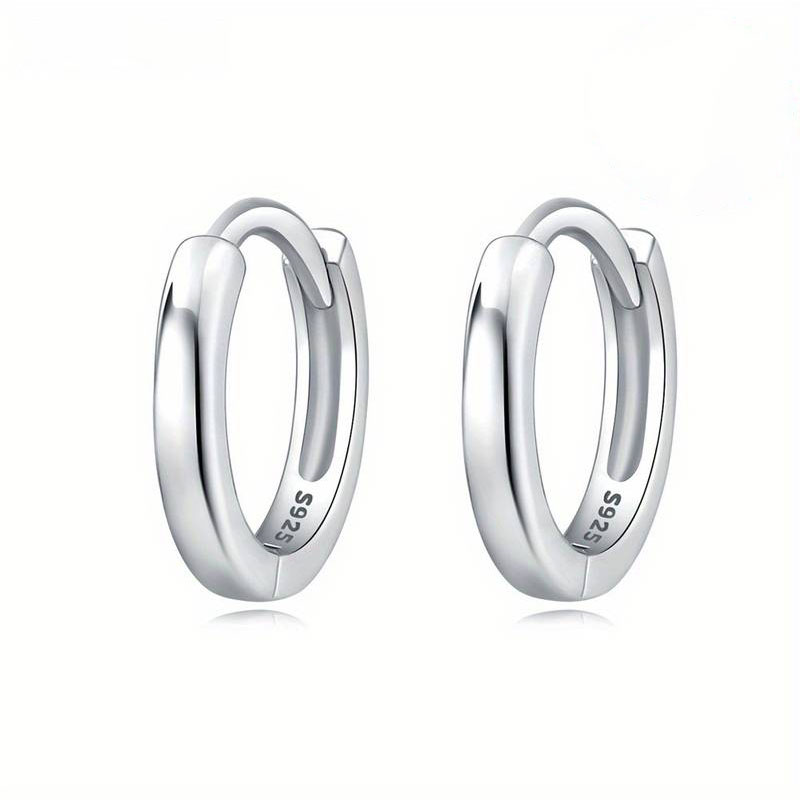 Womens silver earrings small hoops 925° with diameter 14.0mm.